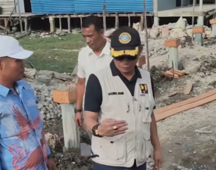 Pulihkan Akses Warga, Kadis PUPR Rohil Tinjau Langsung Perbaikan Jalan Bakti 2 Panipahan Darat