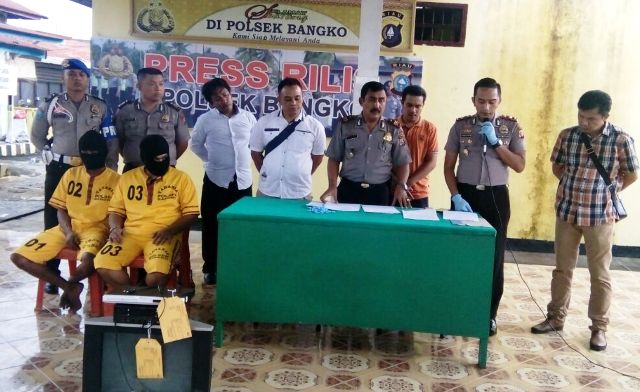 Polsek Bangko, Rohil. Amankan Dua Tersangka Spesialis Pencuri Rumah