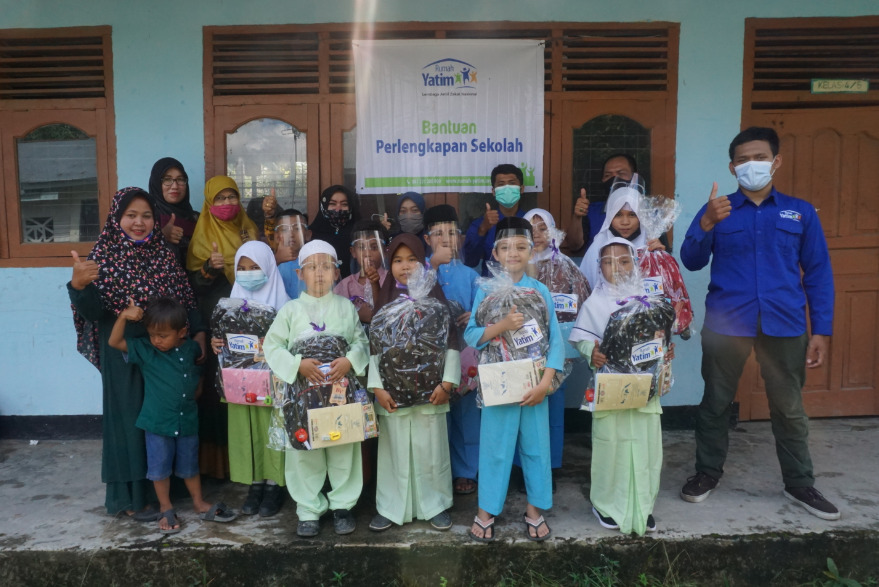 Rumah Yatim Berikan Bantuan Pendidikan dan Biaya Hidup untuk Warga Kabupaten Kampar