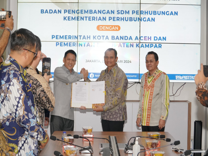 Pemkab Kampar Tandatangani Nota Kesepakatan Dan Perjanjian Kerjasama Dengan STTD.