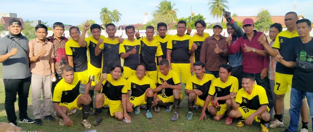Pinang Sebatang FC Raih Juara Ke-3 Turnamen Legenda Sepak Bola U-38 Rokan Hilir