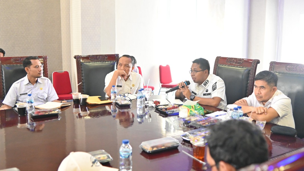 Pemkab Rohil Fokus Penyelesaian Konflik Masyarakat Dengan Perusahaan