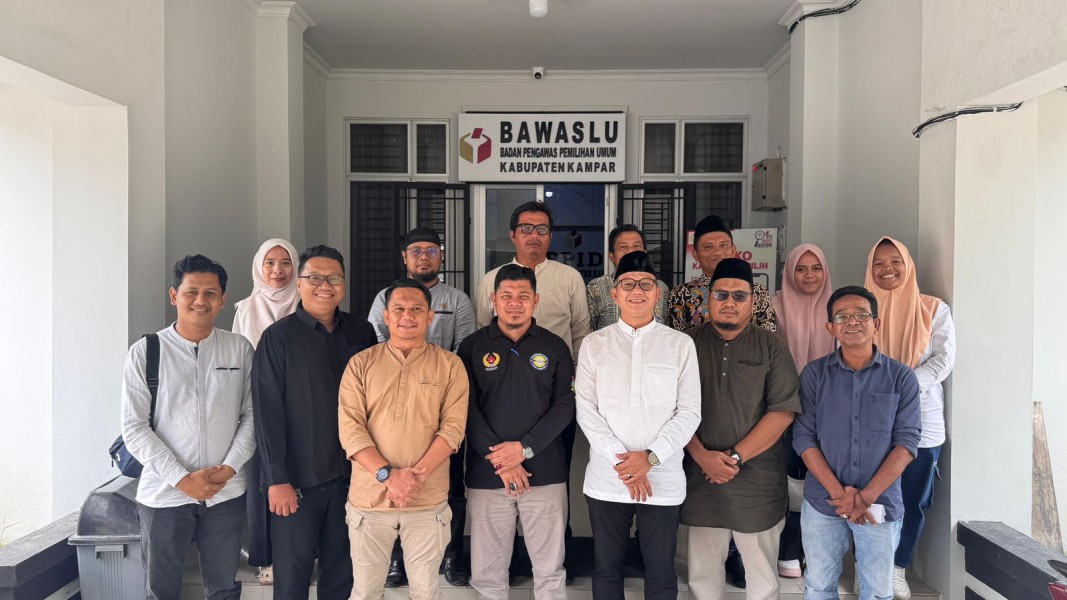Bawaslu Kampar Konsolidasi Demokrasi Dengan PD Pemuda Muhammadiyah Kampar