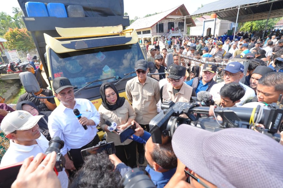 Pemerintah Bergerak Bersama Rehabilitasi Sawah Terdampak Bencana Sumatra