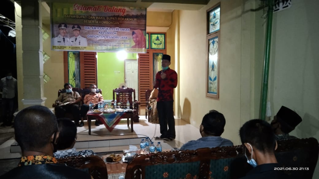 Resmikan Gapoktan, Bupati Rohil Afrizal Sintong Dukung Petani Padi