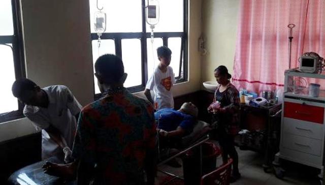 Penjual Kelapa Muda di Bacok Pembelinya Sendiri Penjual Kelapa Muda di Bacok Pembelinya Sendiri