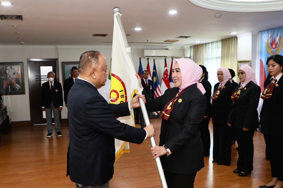 Tri Tito Karnavian Komitmen Tingkatkan Kualitas Kesehatan Perempuan dan Keluarga