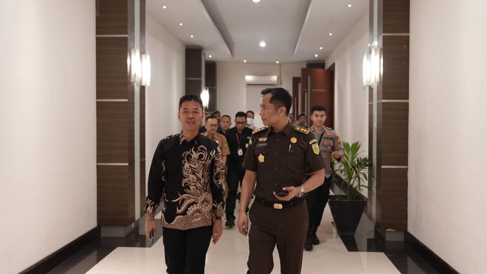Bupati Rohil Ajak Masyarakat Tolak Politik Sara dan Hoaks