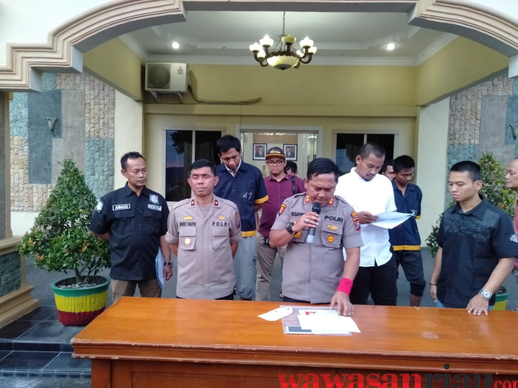 Gara - Gara Buat Status Kebencian Di Medsos 