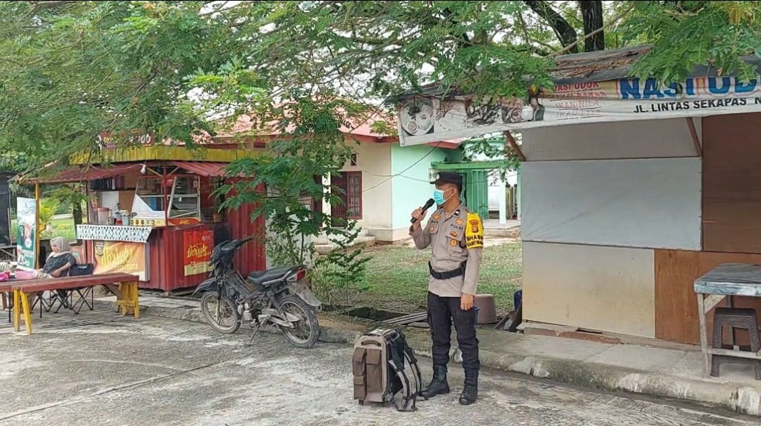Cegah Karhutla, Polsek Rantau Kopar Sosialisasi Larangan Bakar Lahan Langsung ke Warga
