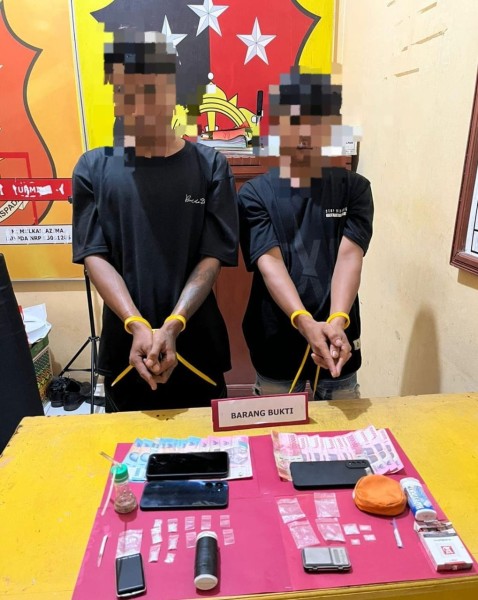 Polisi Tangkap 2 Pria Diduga Edarkan Sabu di Rohil, 12 Paket Diamankan