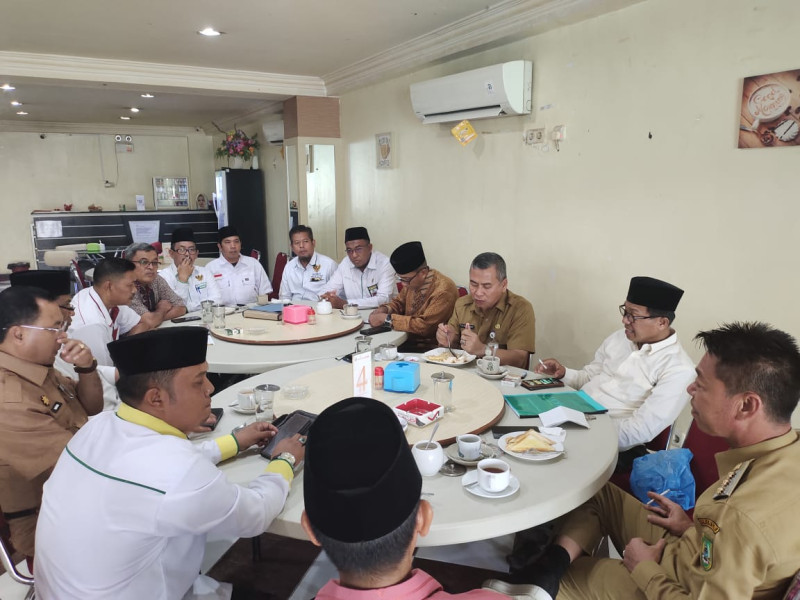 Bupati Rohil Harapkan Zakat Baznas Capai 20 Miliar Pertahun