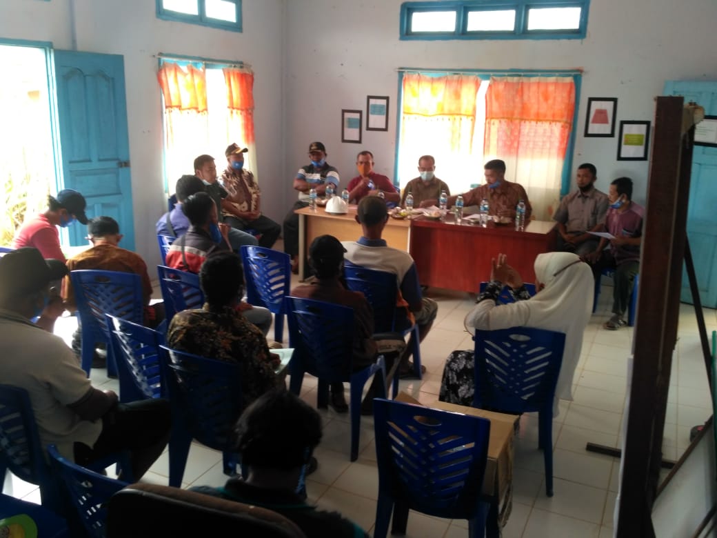 Rapat Mediasi Warga Bantayan Baru Rohil Dengan Pihak PT. Sindora Bubar Tanpa Keputusan Rapat Mediasi Warga Bantayan Baru Rohil Dengan Pihak PT. Sindora Bubar Tanpa Keputusan