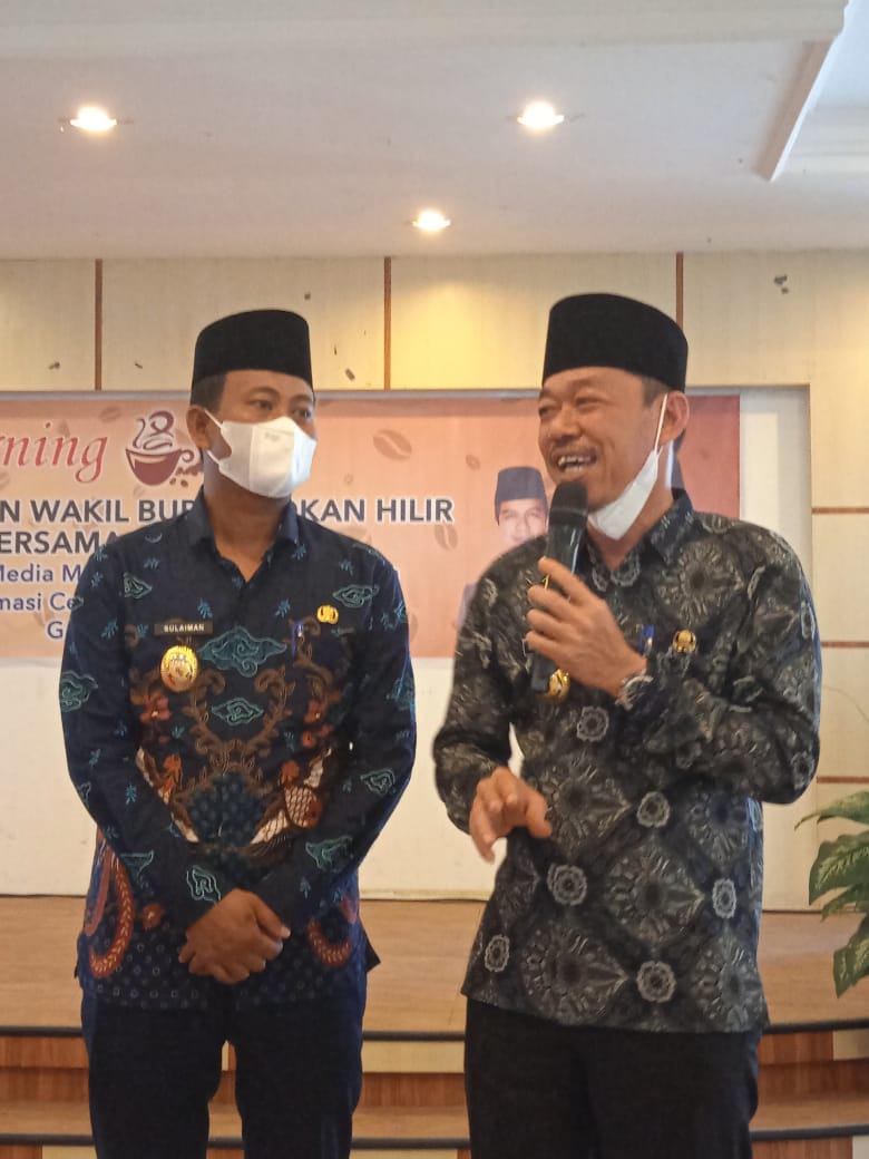 Bupati Rohil : Perkebunan diatas 25Ha Wajib Lapor, membandel kita portal jalannya