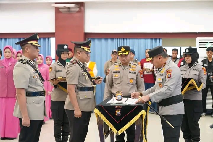 Kapolda Riau Pimpin Sertijab PJU dan Kapolres Jajaran, AKBP Aldi Alfa Resmi Jabat Kapolres Rohil