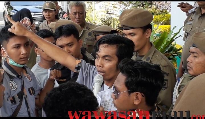 Kadis Disdukcapil Asahan Ngaku e-KTP 6 Kosong