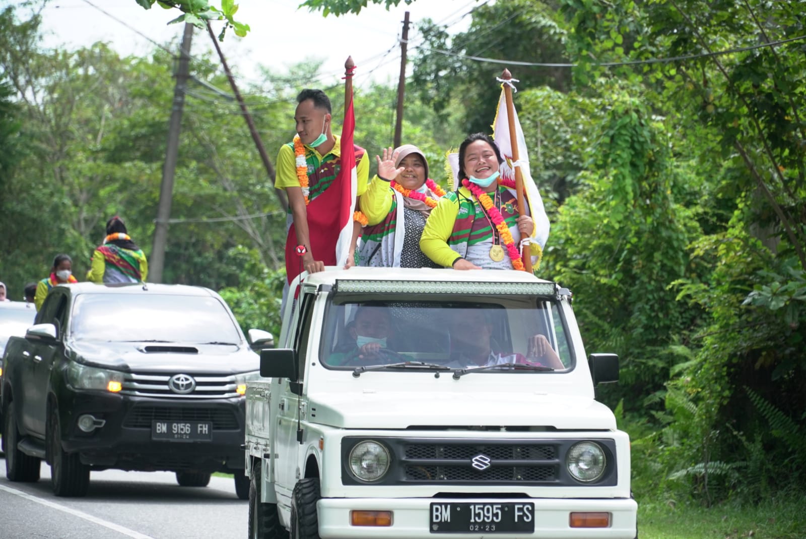 Tiba di Bangkinang, Atlit PON XX Papua 2021 Kampar di Arak dan Sambangi Sekolah