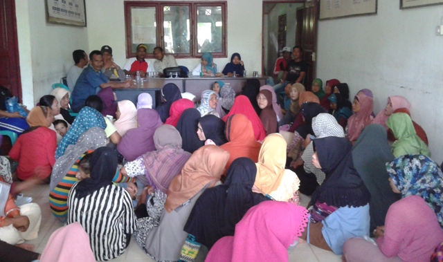 Masyarakat Miskin Sei Sialang Hulu Lakukan Protes Terkait Bantuan PKH