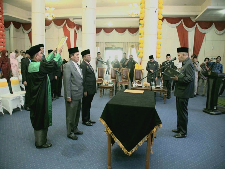 Perdana Pj Bupati Kampar Lantik Pejabat Eselon II di Lingkungan Pemda Kampar.