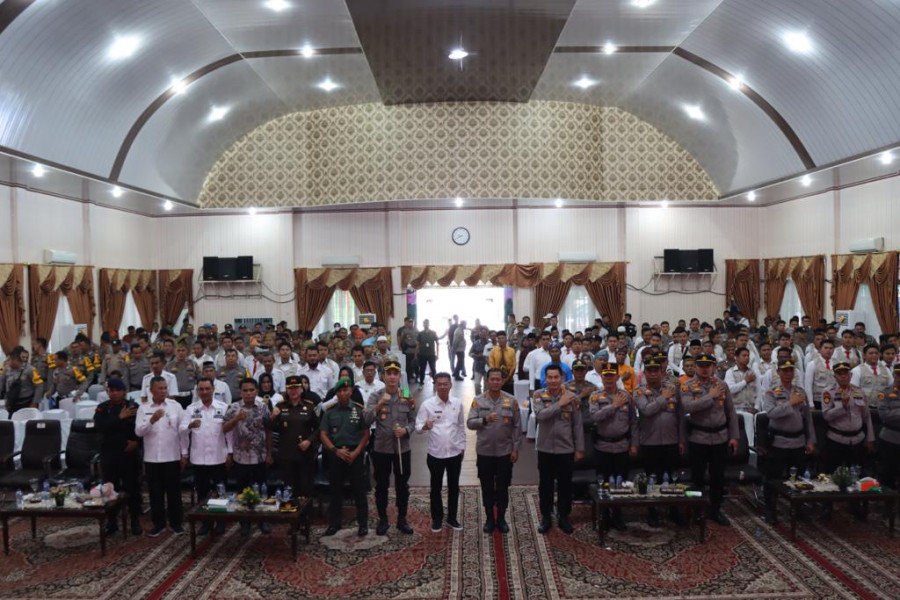 Bupati Rohil Hadiri Launching Polisi RW Jajaran Polda Riau