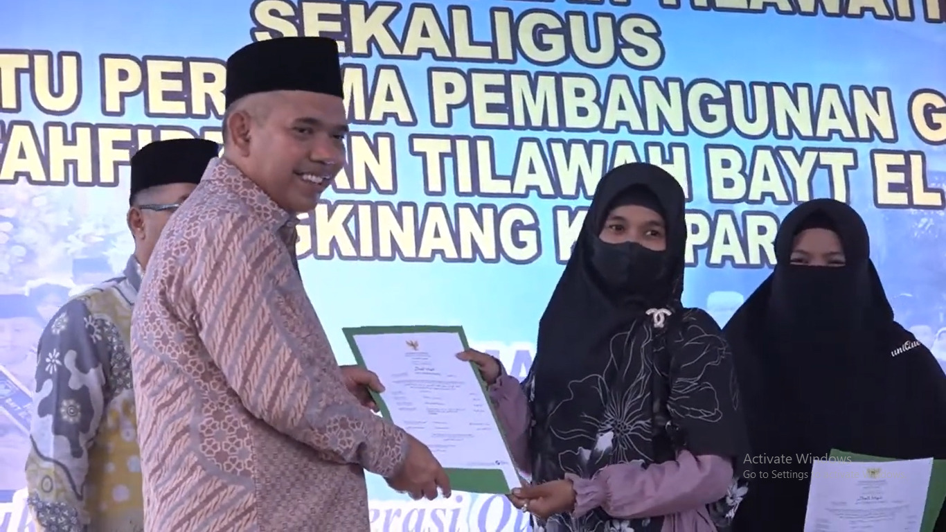 Kakan Kemenag Kampar Bersama Pj Bupati Kampar Adakan Kompanye Mandatory Halal Di Muara Uwai